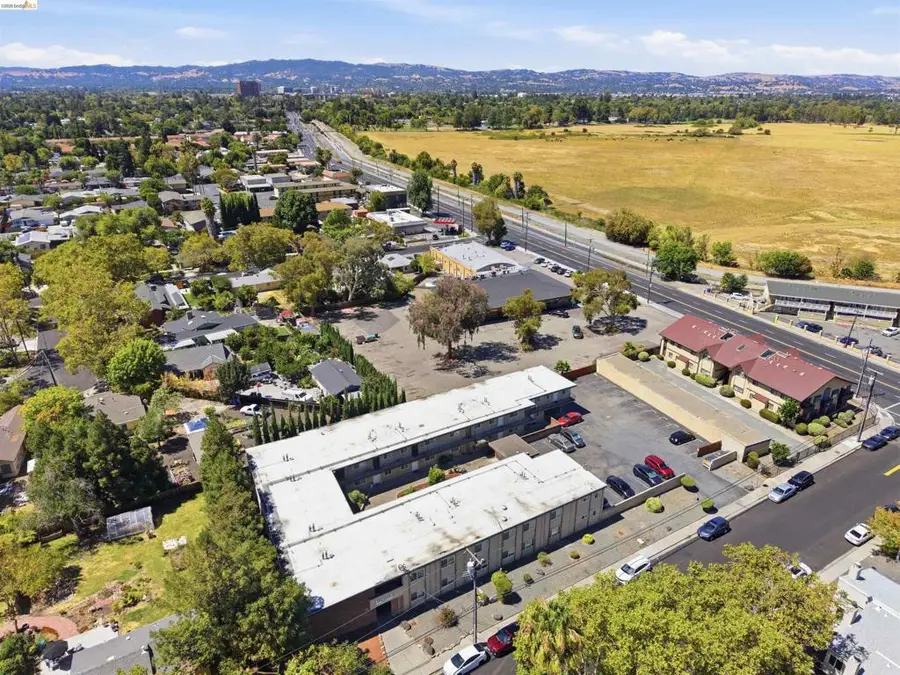 1895 San Vincente Dr, Concord, CA 94519 - #2
