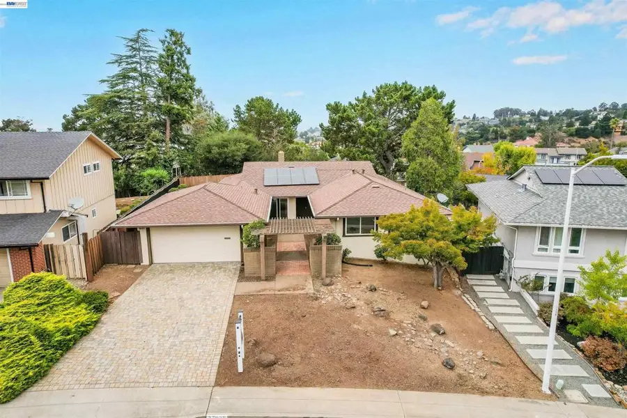 27929 Edgecliff Way, Hayward, CA 94542 - #2