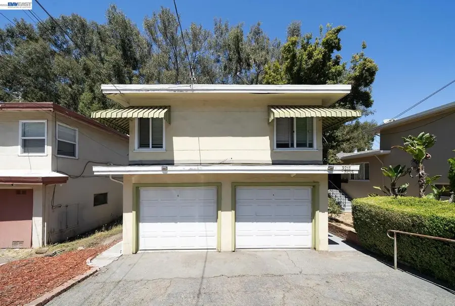 3211 Courtland Ave, Oakland, CA 94619 - #2