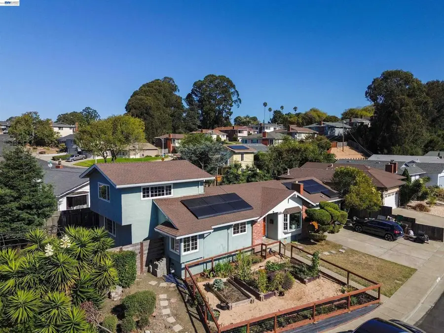 2815 Canterbury Dr,, Richmond, CA 94806 - #2