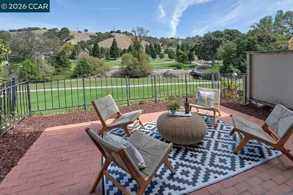 3434 Tice Creek Dr #3, Walnut Creek, CA 94595