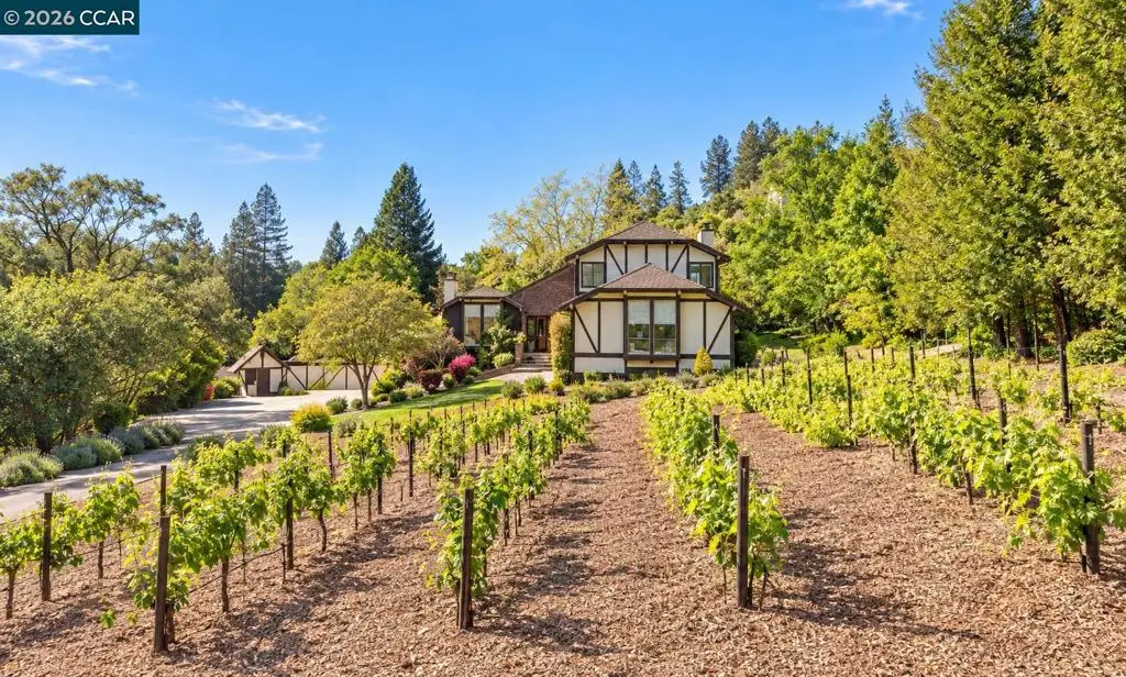 945 Stow Ln, Lafayette, CA 94549 - #1