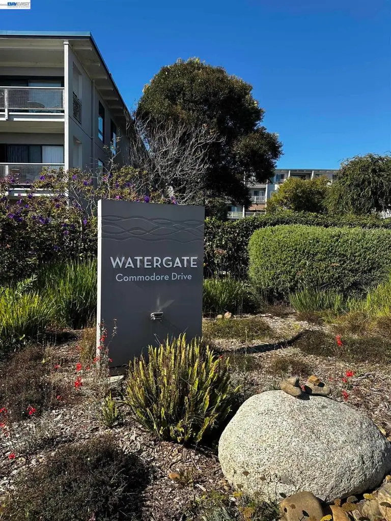 6 Commodore Drive #C337, Emeryville, CA 94608 - #2