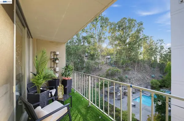 400 Davey Glen Rd #4824, Belmont, CA 94002