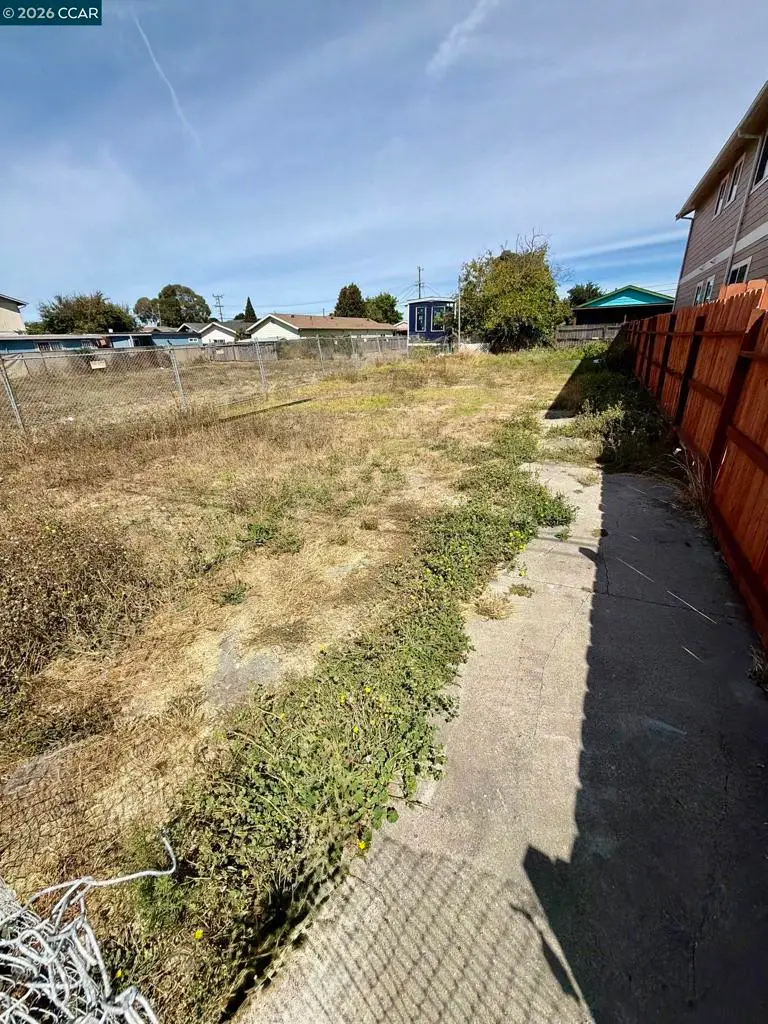284 Vernon, Richmond, CA 94801 - #2