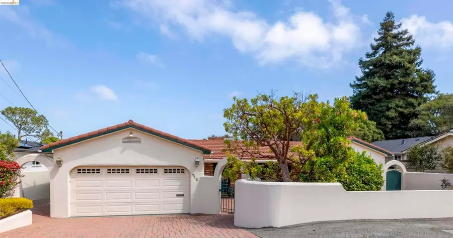 Address Withheld By Seller, Monterey, CA 93940 - #3