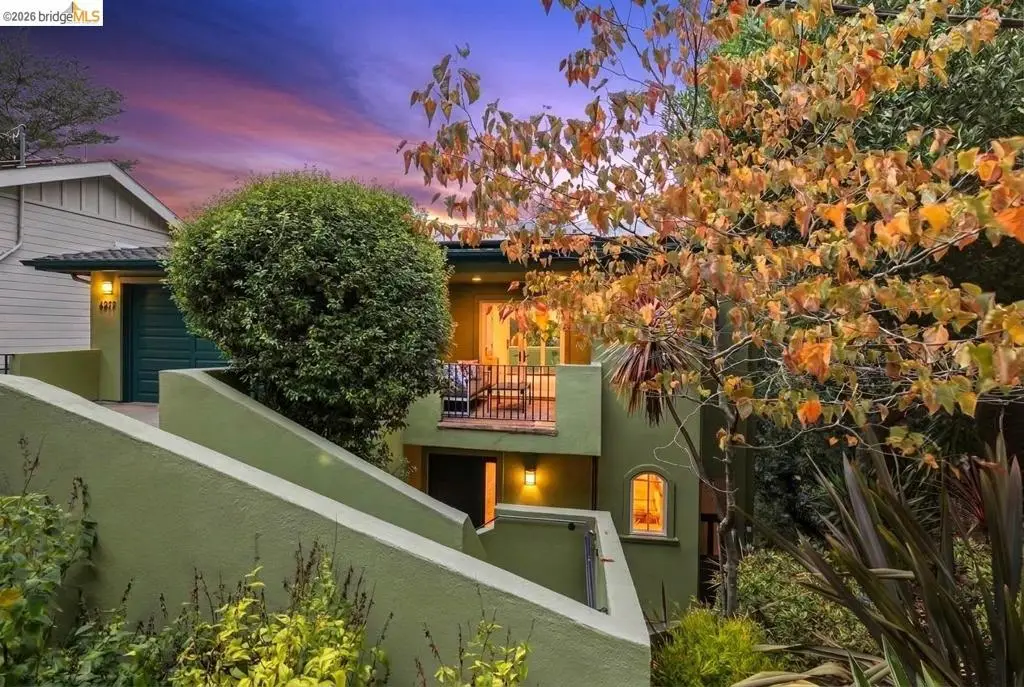 6375 Longcroft Dr, Oakland, CA 94611 - #1