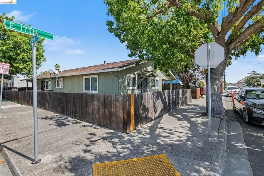 201 E 17th St, Pittsburg, CA 94565 - #3