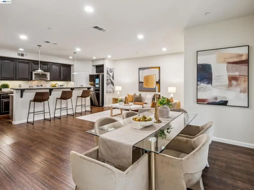 4366 Fitzwilliam St, Dublin, CA 94568 - #1