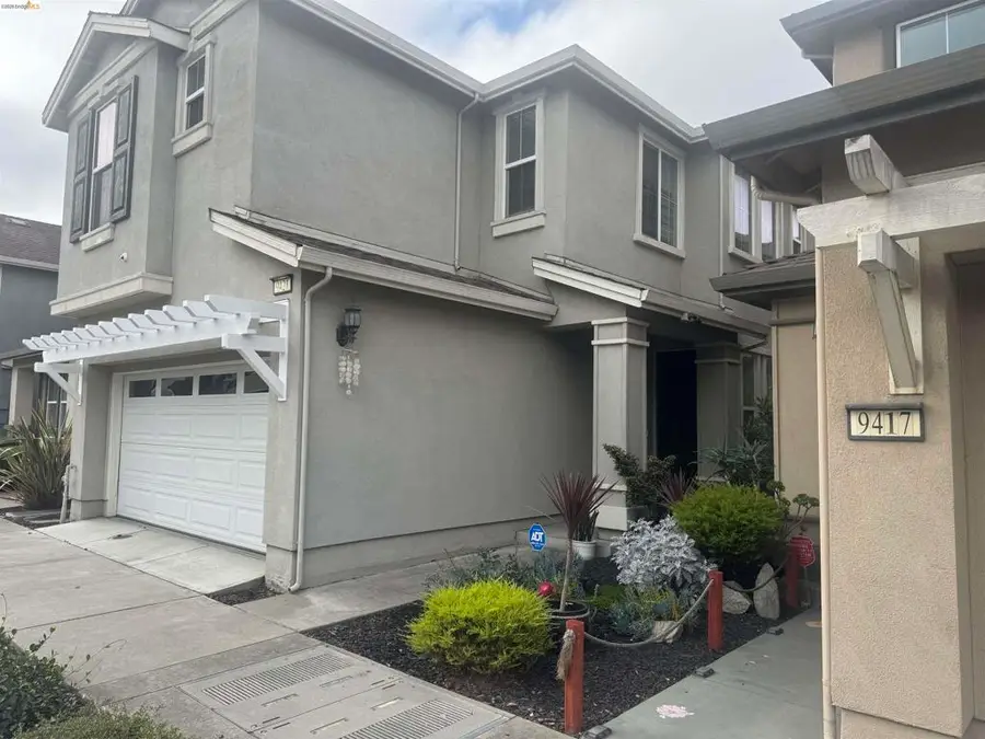 9421 Dunbar Dr, Oakland, CA 94603 - #2