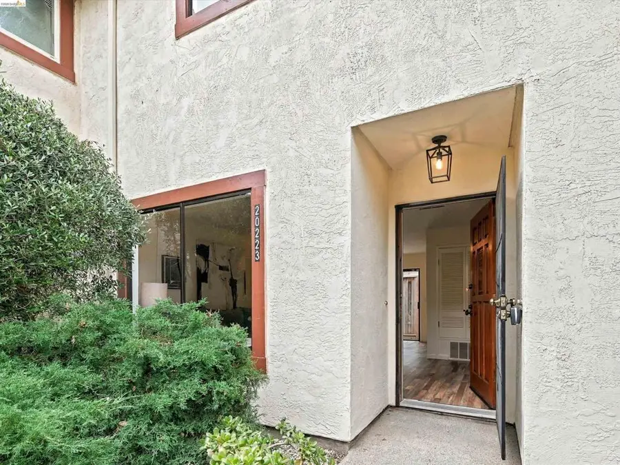 20223 Santa Maria Ave, Castro Valley, CA 94546 - #3