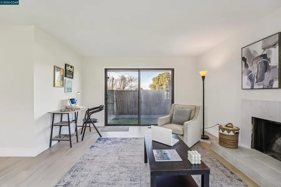 2 Lakeview Ct, Novato, CA 94947 - #3
