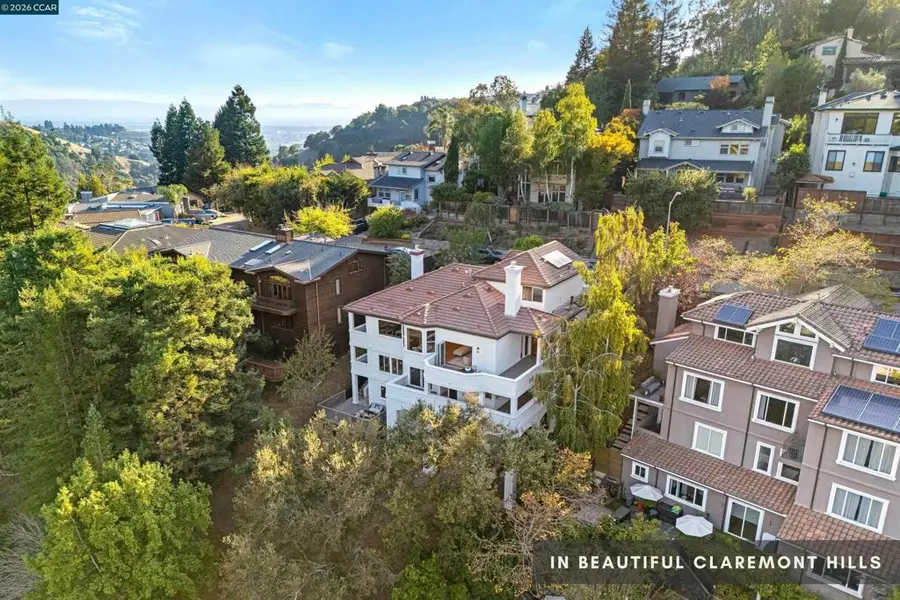 6900 Charing Cross Rd, Berkeley, CA 94705 - #2