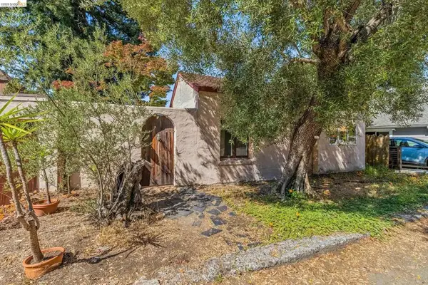 1466 Scenic Ave, Berkeley, CA 94708