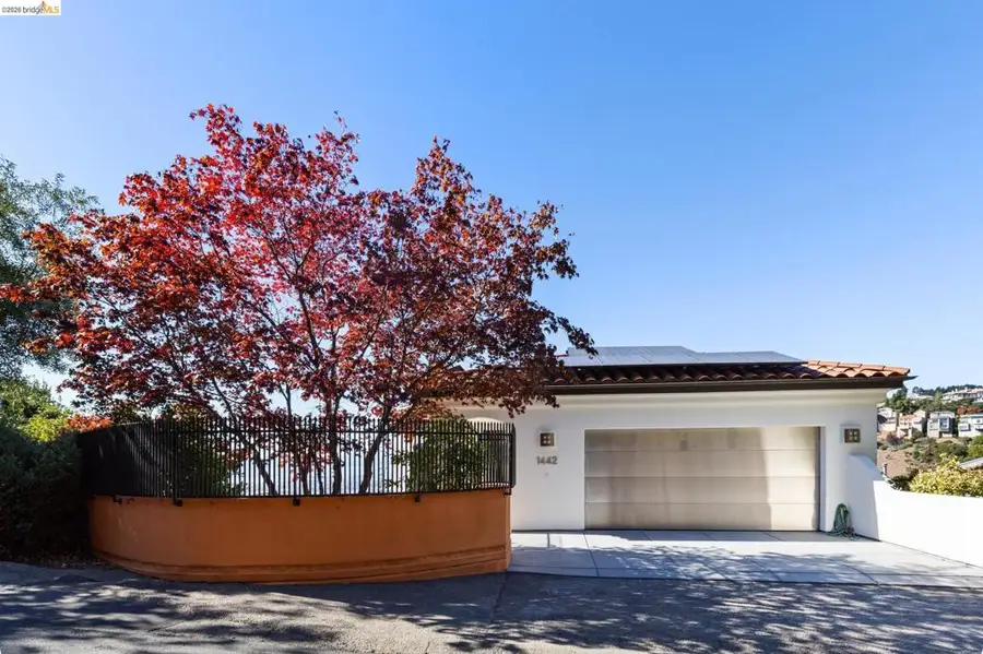 1442 Grand View Dr, Berkeley, CA 94705 - #2