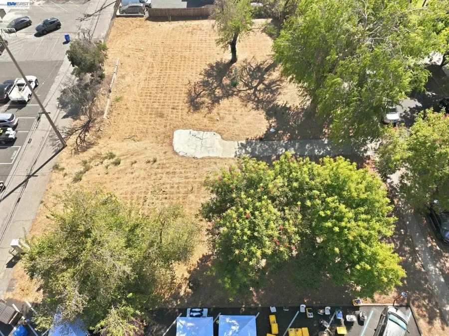 234 N Maple Ave, Manteca, CA 95336 - #3