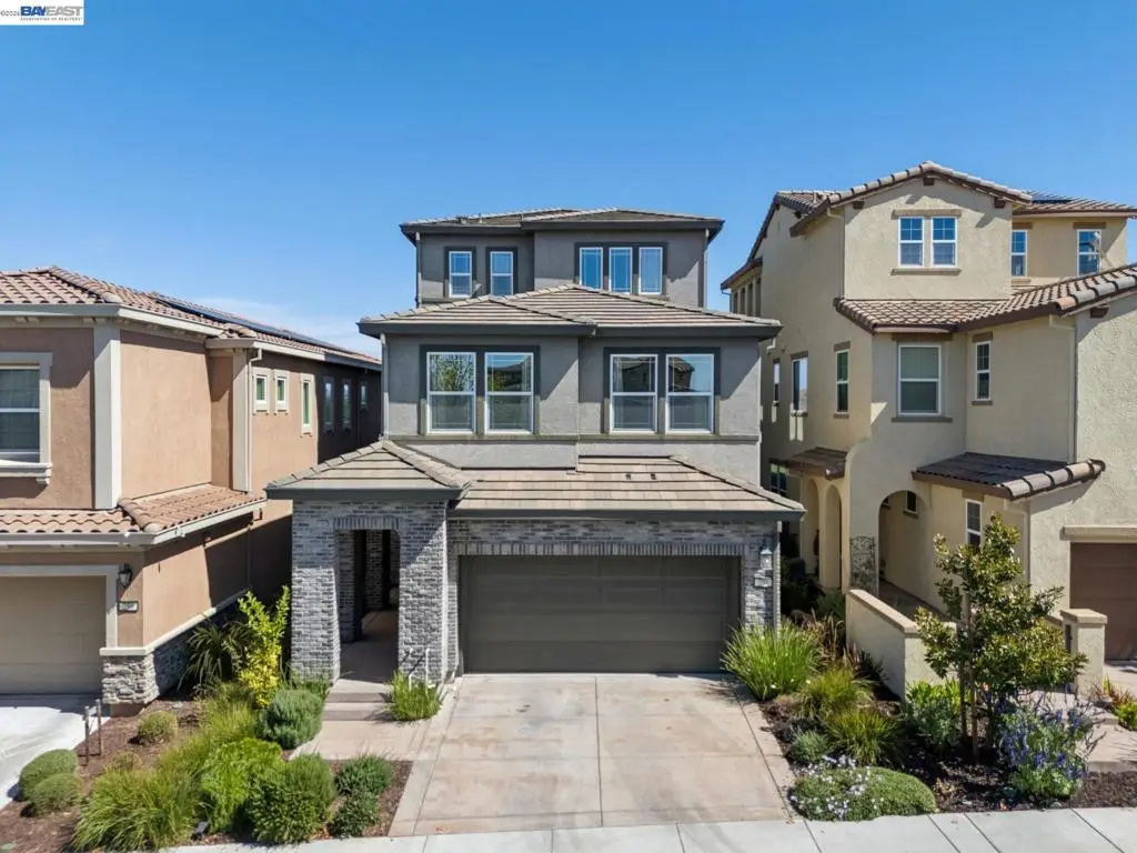 258 Benmore Dr, Hayward, CA 94542 - #1