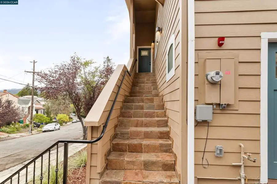 3426 Pierson St, Oakland, CA 94619 - #2