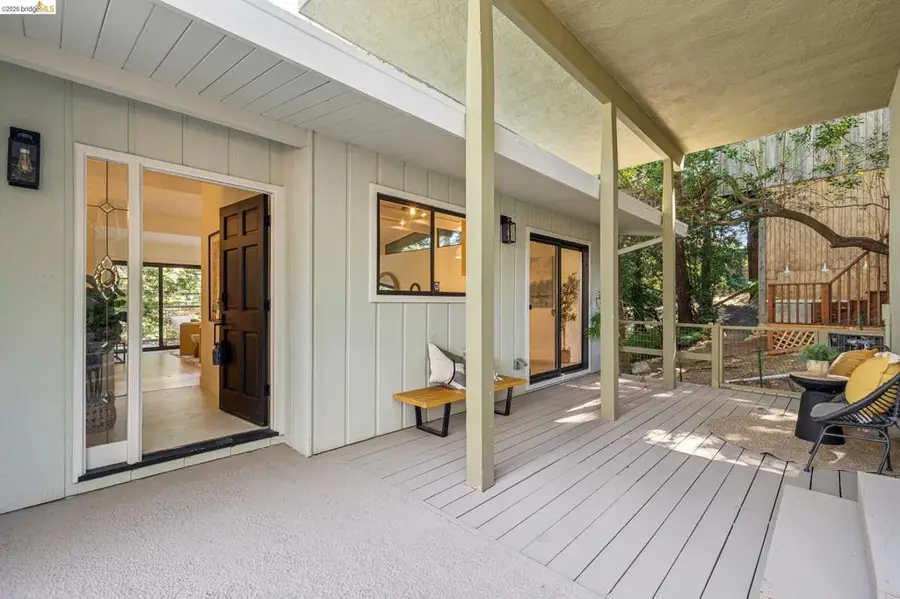 7101 Pinehaven Rd, Oakland, CA 94611 - #3