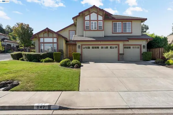 847 E Angela St, Pleasanton, CA 94566