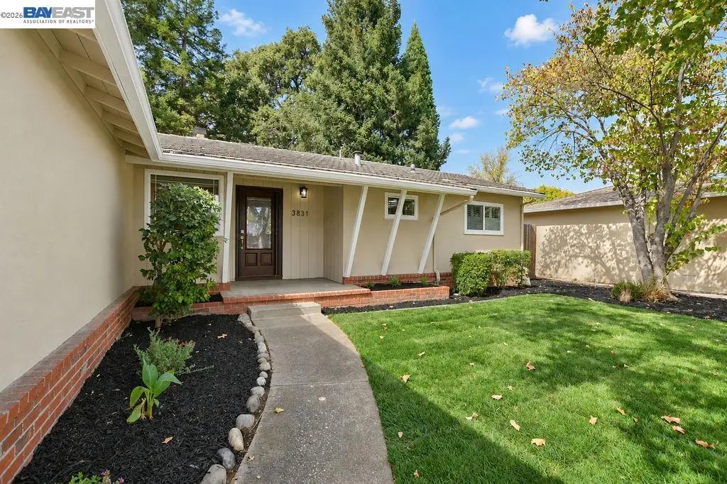 3831 Maplewood Dr, Concord, CA 94519 - #1