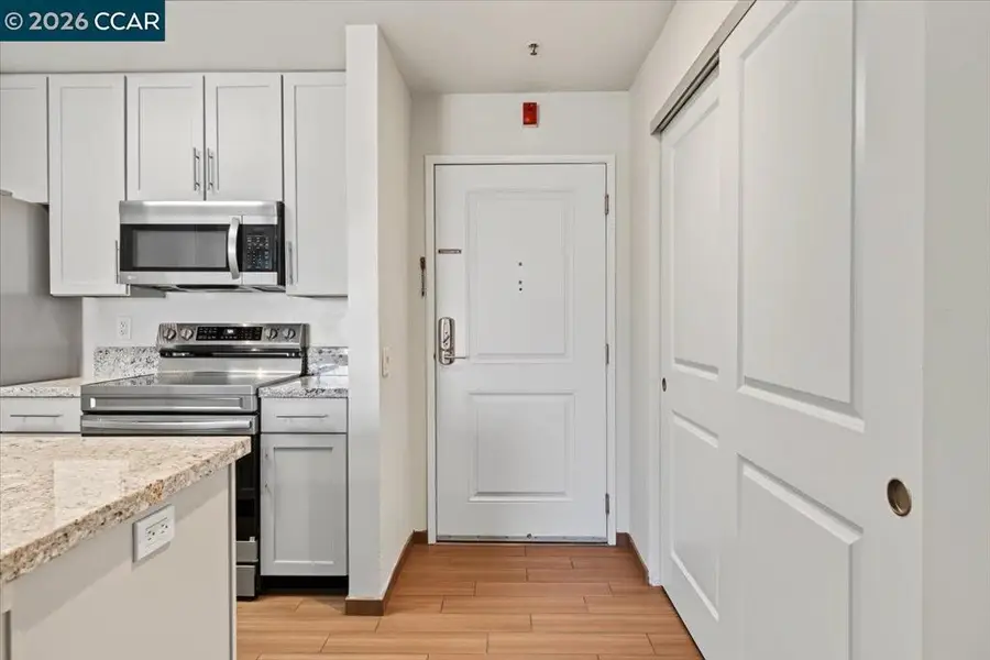 6400 Christie Ave #2221, Emeryville, CA 94608 - #3
