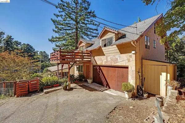 6501 Oakwood Dr, Oakland, CA 94611