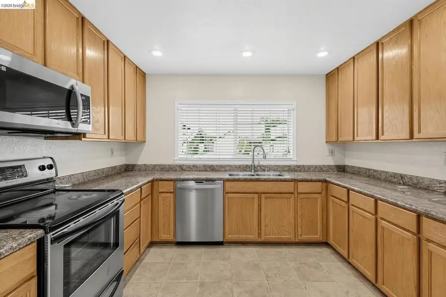6588 Jade Ct, Rohnert Park, CA 94928 - #2