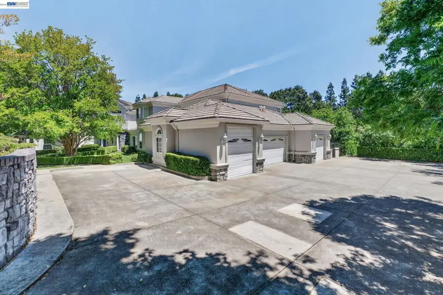 8016 Golden Eagle Way, Pleasanton, CA 94588 - #3