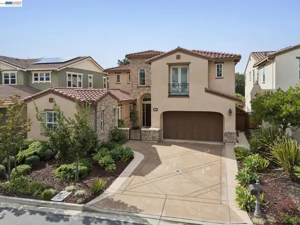 5 Dunfirth Dr, Hayward, CA 94542