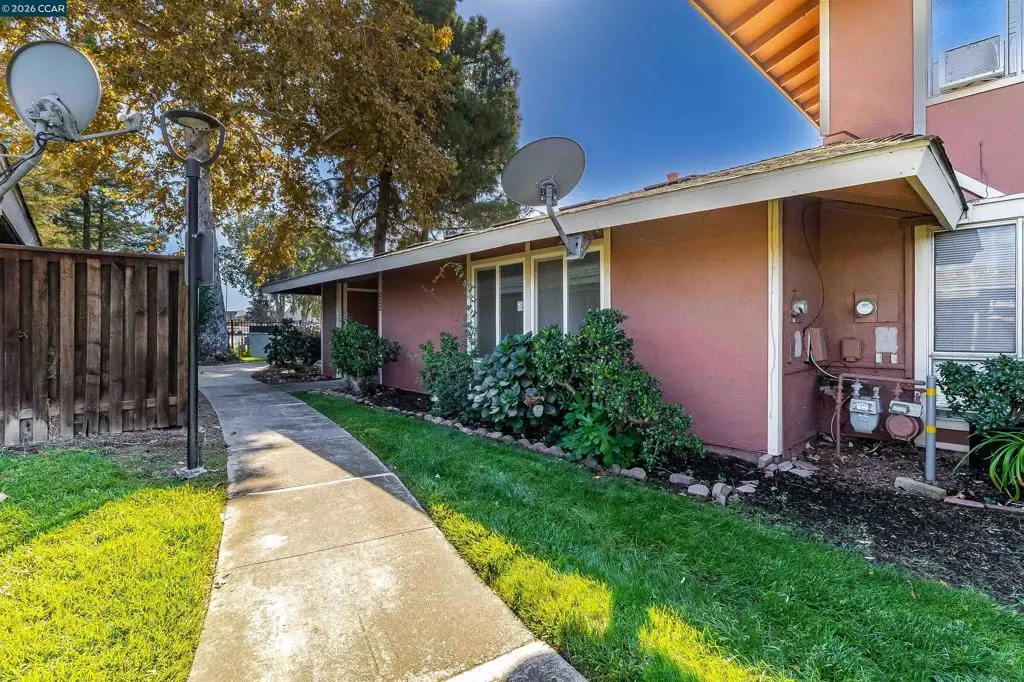 2099 Olivera Rd #A, Concord, CA 94520 - #1