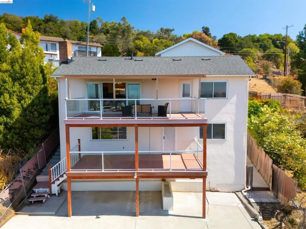 8745 Burr St, Oakland, CA 94605 - #1