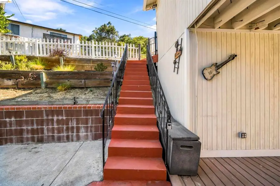 8745 Burr St, Oakland, CA 94605 - #3