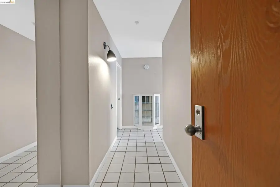 555 Pierce St #1001, Albany, CA 94706 - #2