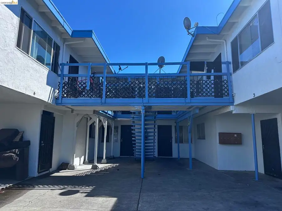410 S 34th St, Richmond, CA 94804 - #3