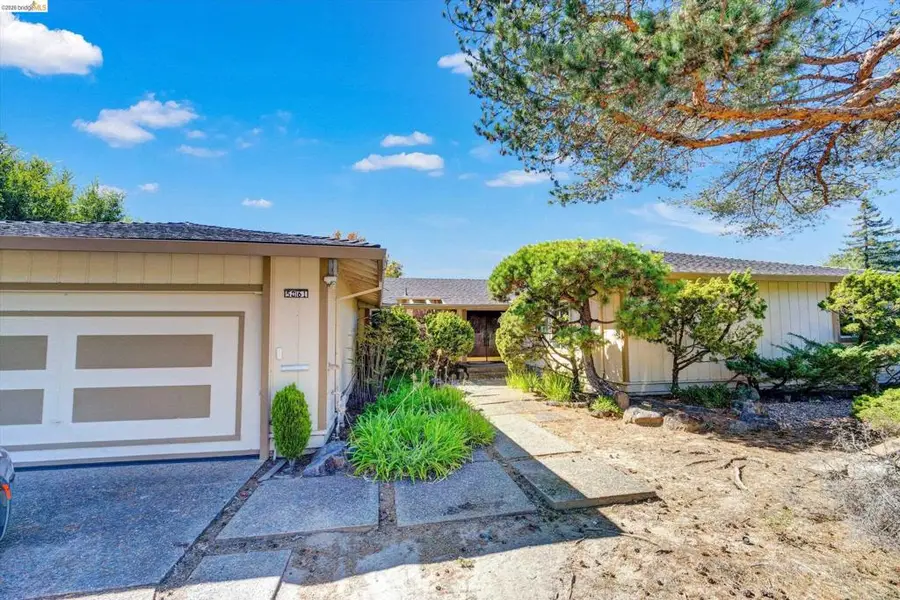 5861 Balmoral Dr, Oakland, CA 94619 - #2
