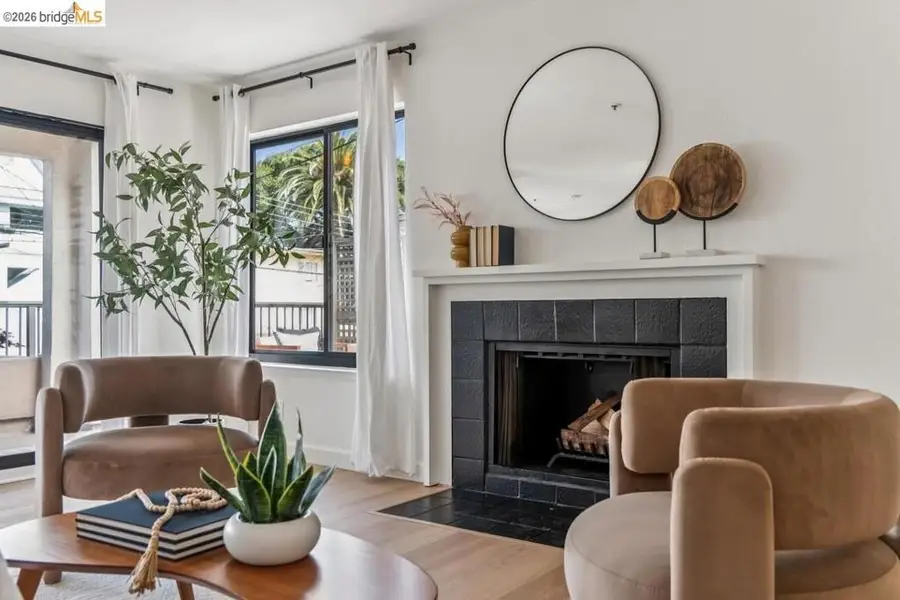 322 Hanover Ave #212, Oakland, CA 94606 - #2