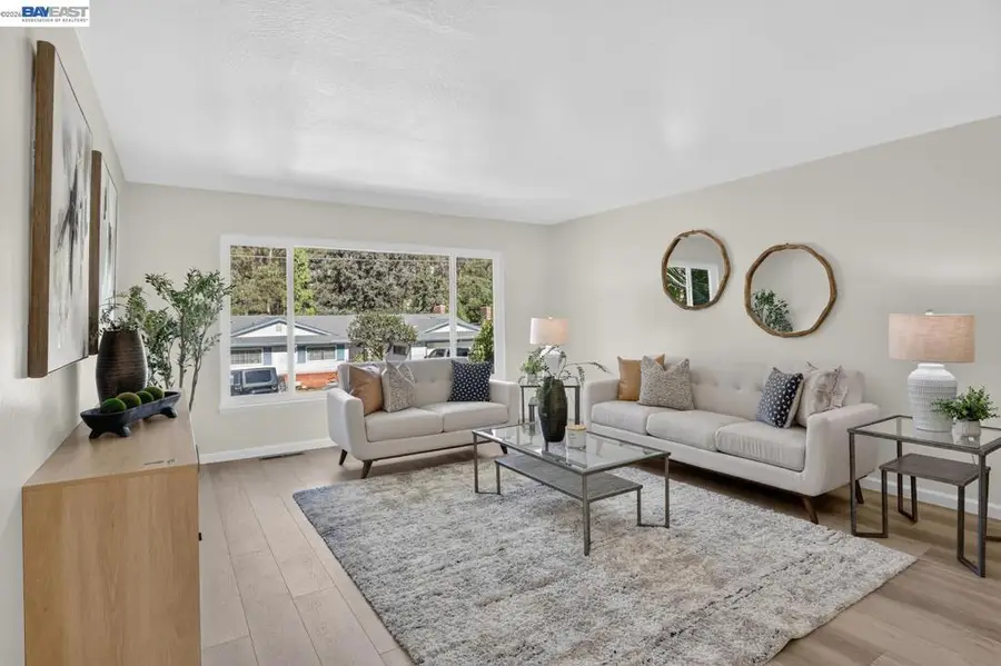 2737 Sulphur Dr, Hayward, CA 94541 - #2