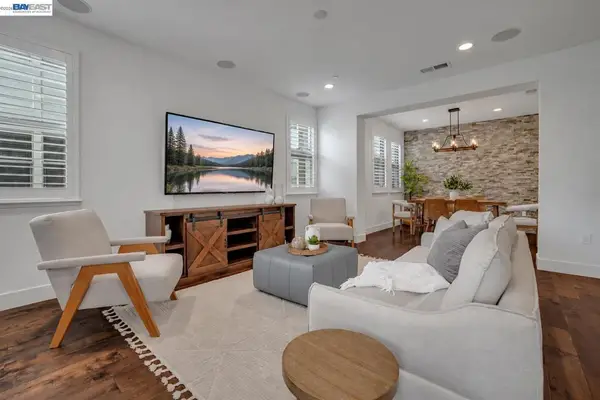 772 Tranquility Cir #1, Livermore, CA 94551