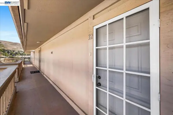 260 Industrial Pkwy #32, Hayward, CA 94544