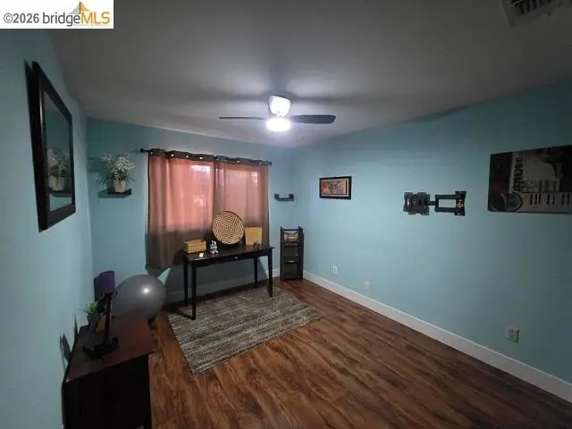 8805 Kelsey Dr, Elk Grove, CA 95624 - #3