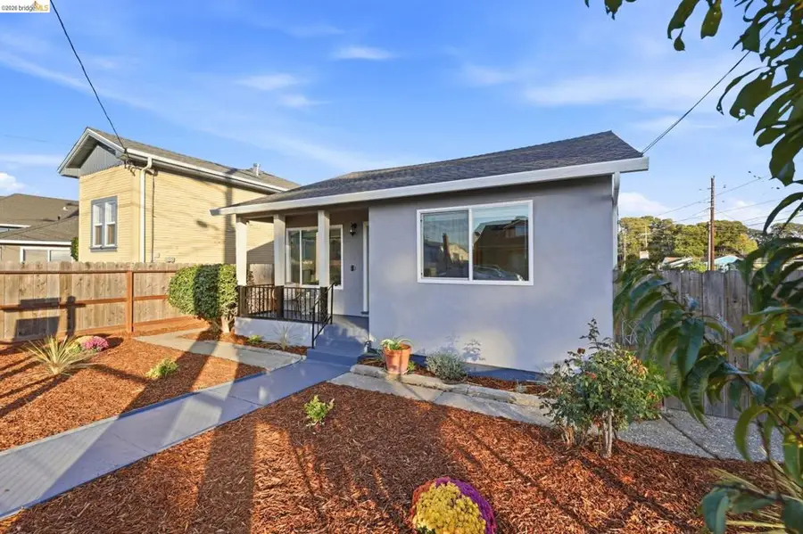 832 S 45th St, Richmond, CA 94804 - #3