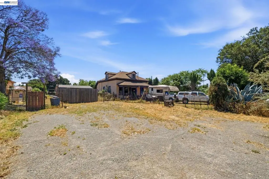 559 Old Canyon Rd, Fremont, CA 94536 - #1