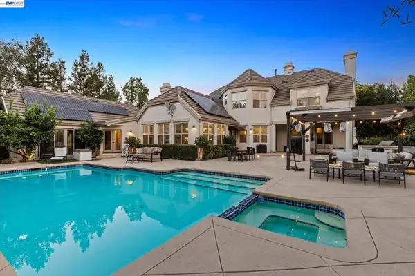 3019 E Ruby Hill Dr, Pleasanton, CA 94566