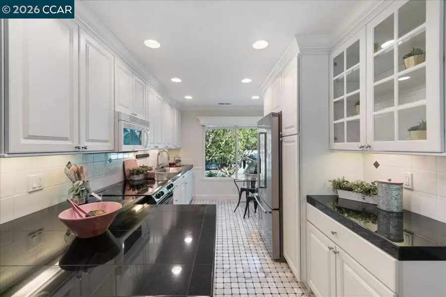 617 Terra California Dr #3, Walnut Creek, CA 94595 - #2