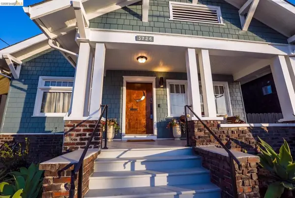 5726 Claremont, Oakland, CA 94618