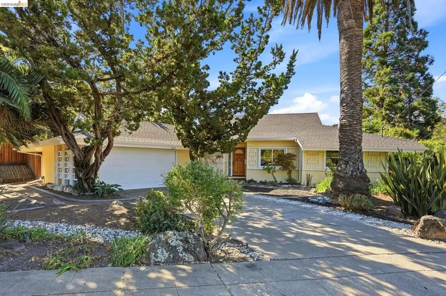 3218 Estates Ave, Pinole, CA 94564 - #2