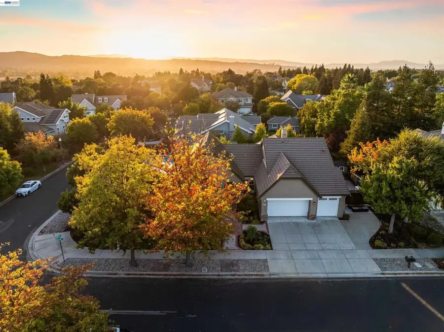 687 Old Oak Rd, Livermore, CA 94550 - #2