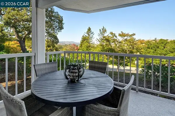 4340 Terra Granada Dr #1A, Walnut Creek, CA 94595