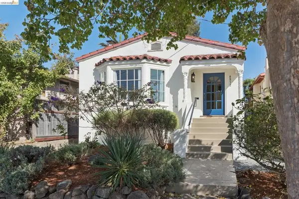 6512 Whitney St, Oakland, CA 94609